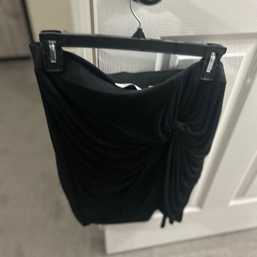 Mini skirt - Picture 2 of 4